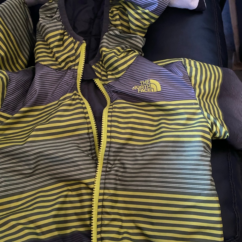 Boys reversible north face jacket